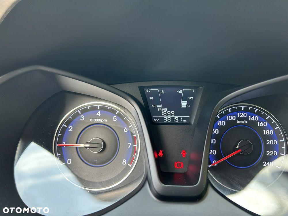 Hyundai ix20 1.4 blue Trend - 8