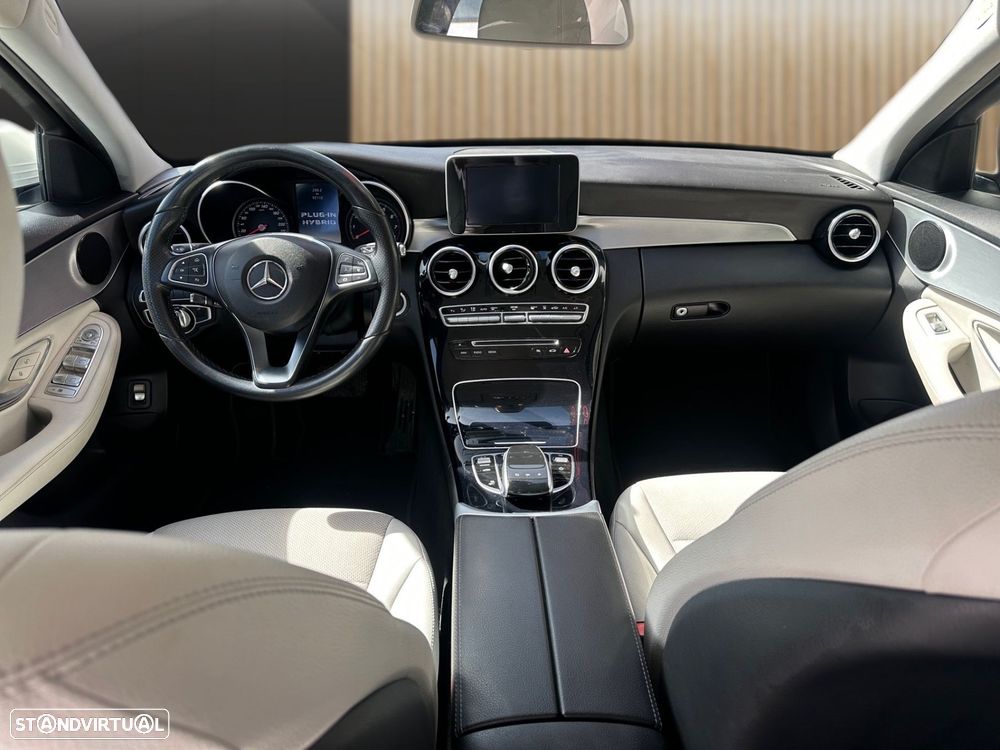 Mercedes-Benz C 350 - 11