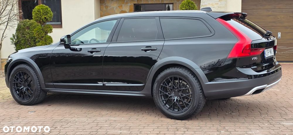 Volvo V90 Cross Country T6 AWD Pro - 24