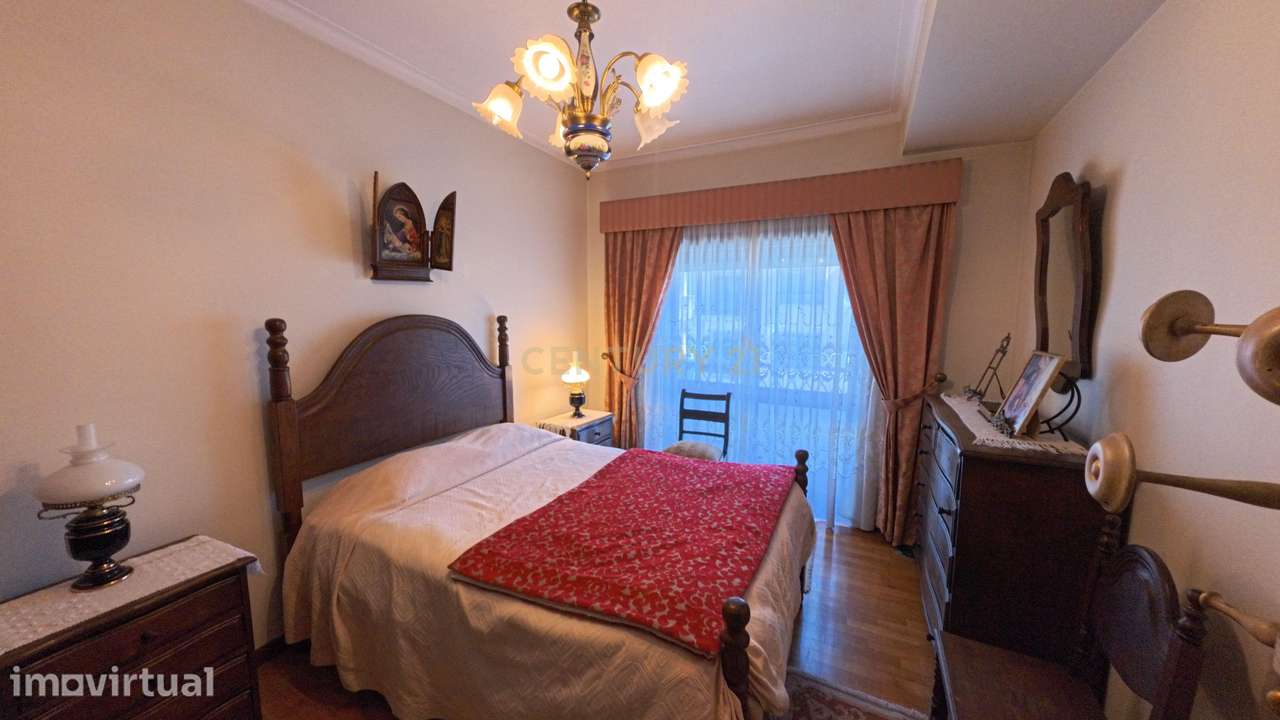 Apartamento Espaçoso em Viseu com 6 Quartos e Garagem - Grande imagem: 5/16