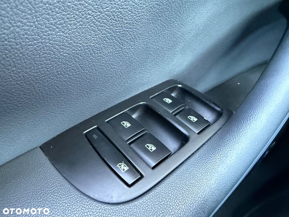 Opel Zafira Tourer 2.0 CDTI Innovation - 21