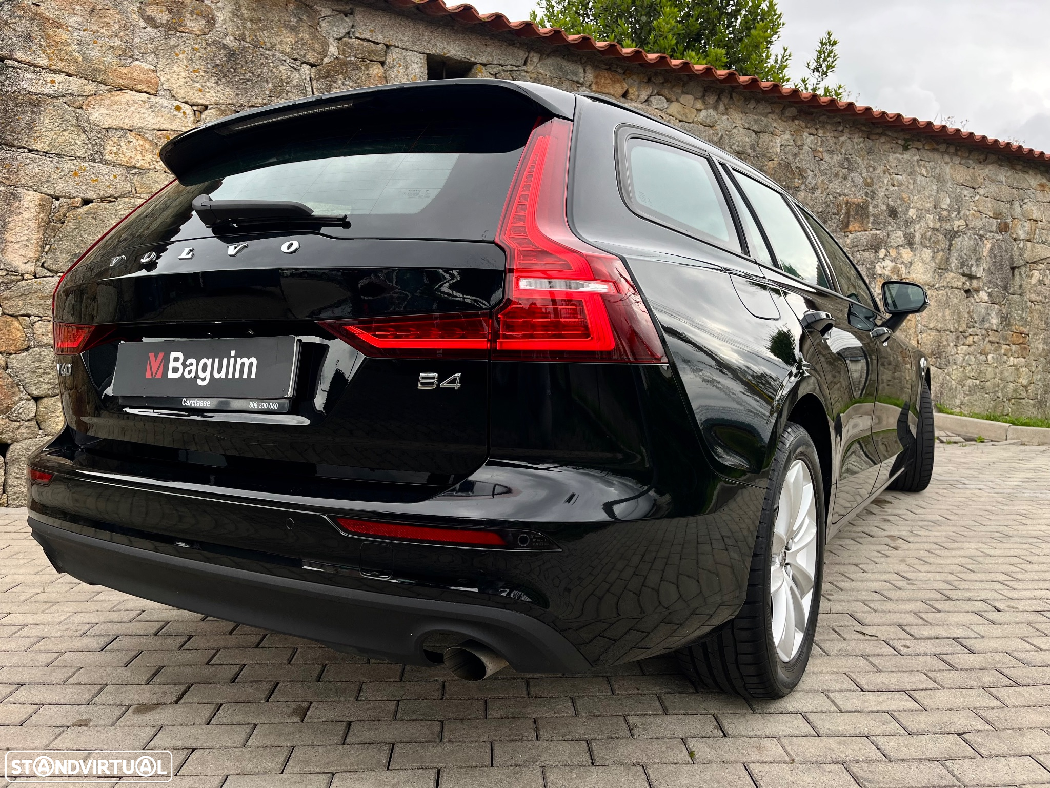 Volvo V60 2.0 B4 Momentum Geartronic - 13