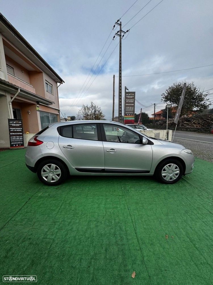 Renault Mégane 1.5 dCi Confort - 4