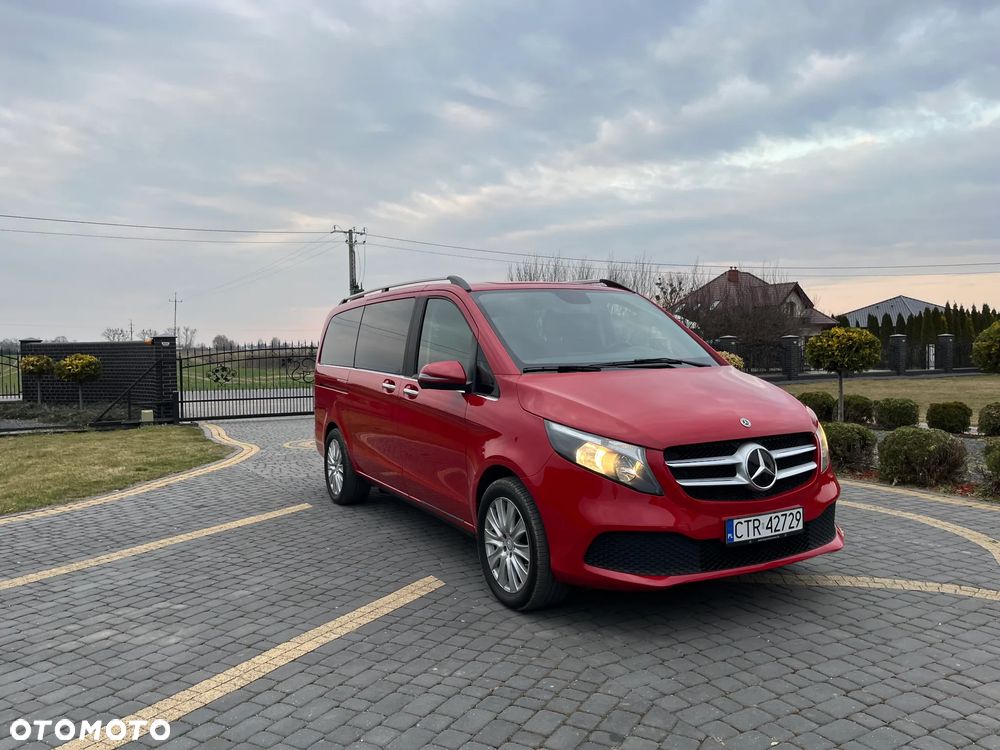 Mercedes-Benz Klasa V - 3