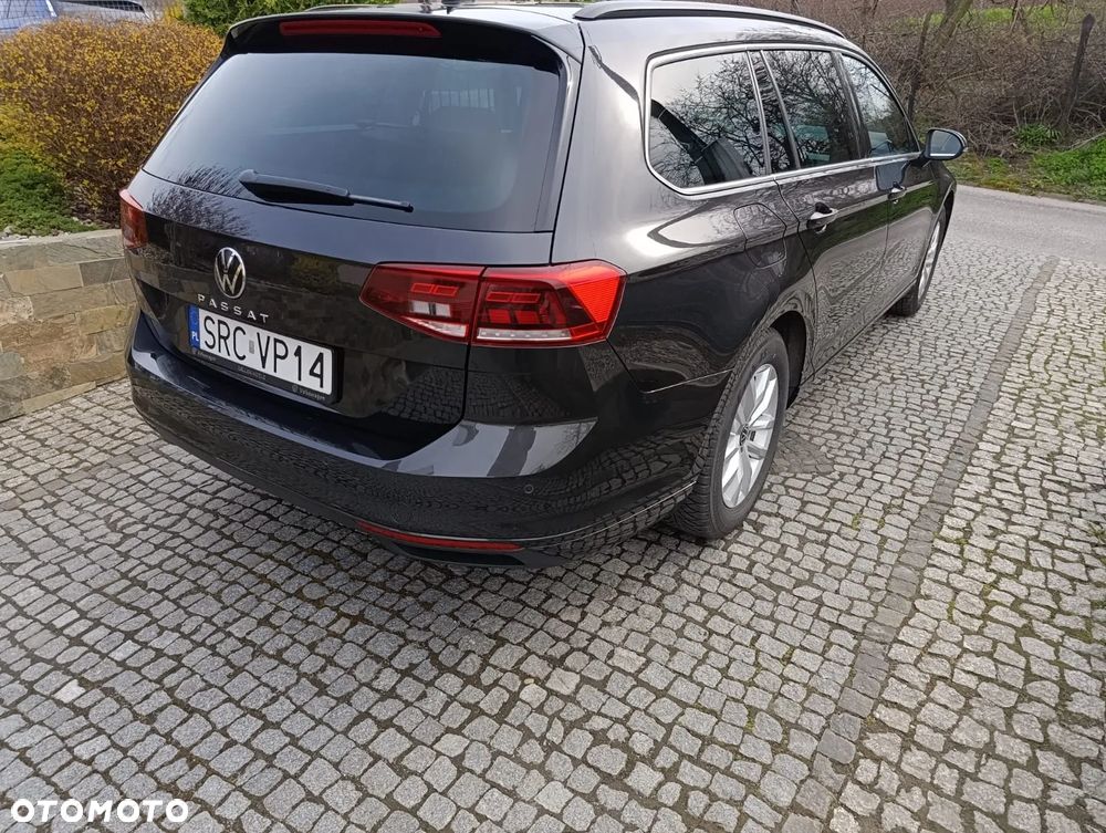 Volkswagen Passat 2.0 TDI SCR DSG Comfortline - 9