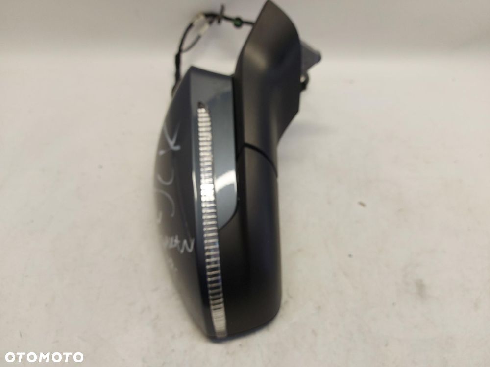 Cupra Tavascan 11H 2025 lusterko prawe zewnętrzne 9 2 pin kolor lz7g - 4