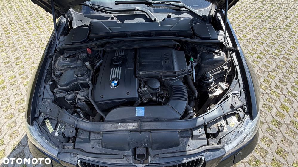 BMW Seria 3 335i - 3