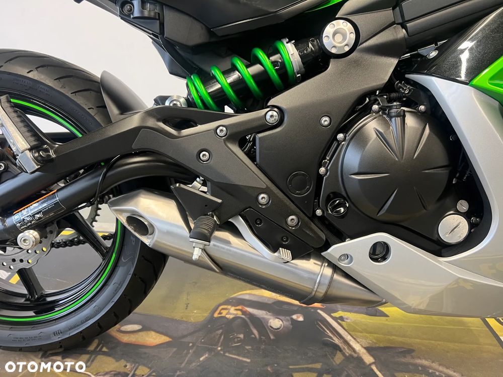 Kawasaki ER - 28