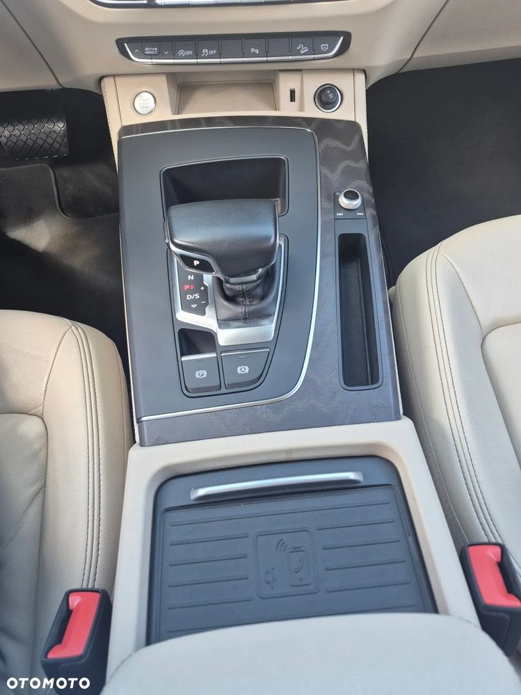 Audi Q5 40 TDI mHEV Quattro S tronic - 22