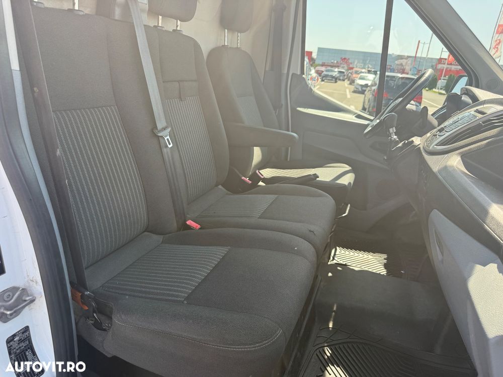 Ford Transit - 22