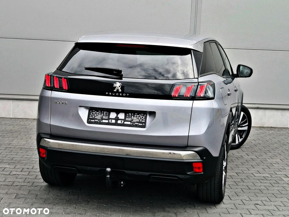 Peugeot 3008 1.5 BlueHDi Allure S&S EAT8 - 18