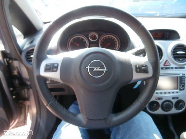 Opel Corsa 1.3 CDTi Enjoy EcoFLEX - 19