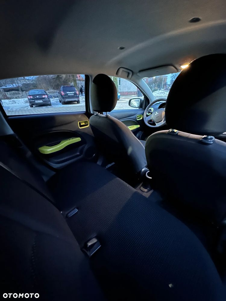 Mitsubishi Space Star 1.2 Intense - 11