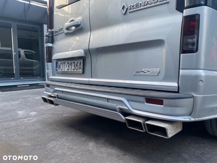 Buzzer PODWÓJNA KOŃCÓWKA WYDECHU RURY WYDECHOWEJ PROSTOKĄTNA 2 x PODWÓJNE KOŃCÓWKI  WYDECHU  PROSTOKĄTNE FIRMY BUZZER prostokąt długa długie z kwasówki blachy nierdzewnej Kwasówka blacha nierdzewna bus do busa Renault Trafic Mercedes vito Volkswagen vw t5 ford custom transit Toyota proace - 12