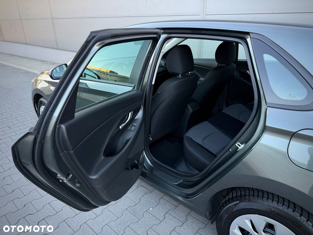 Hyundai i30 1.5 DPI Modern - 32