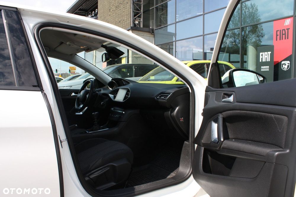 Peugeot 308 1.2 PureTech GPF Active S&S - 19