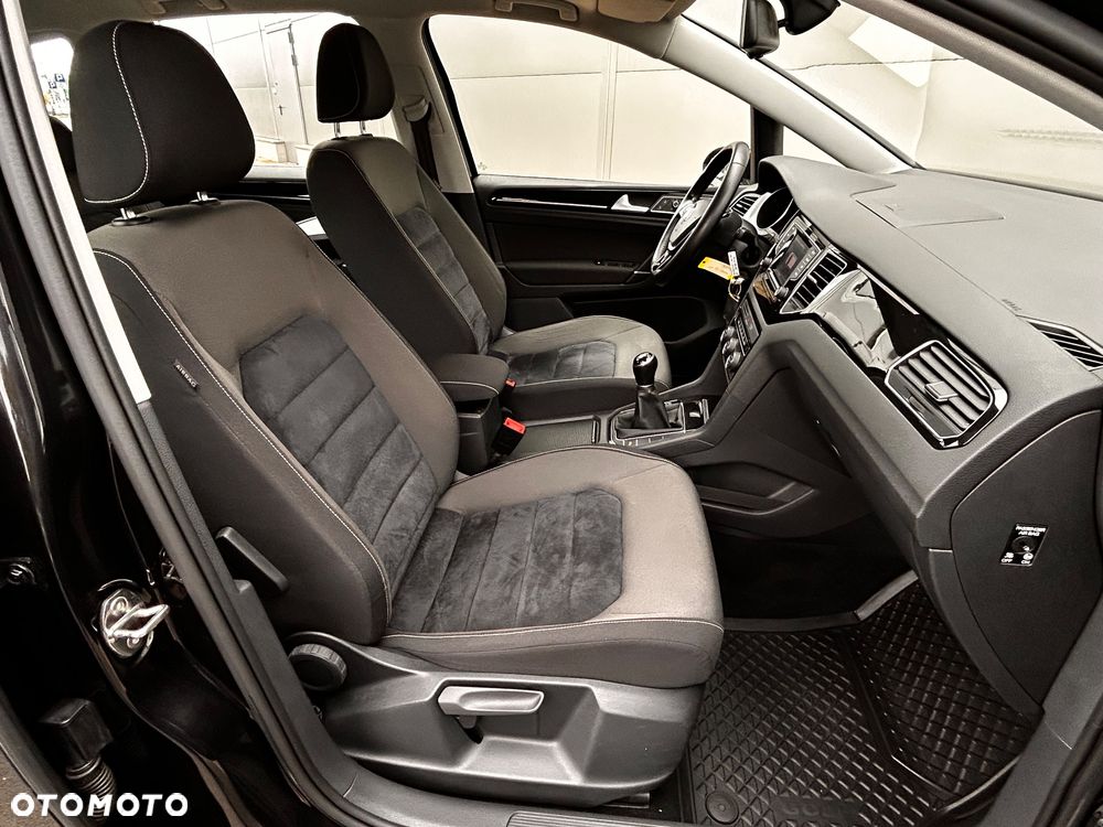 Volkswagen Golf Sportsvan 1.4 TSI (BlueMotion Technology) Highline - 28
