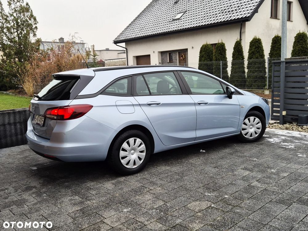 Opel Astra 1.4 T Enjoy - 4