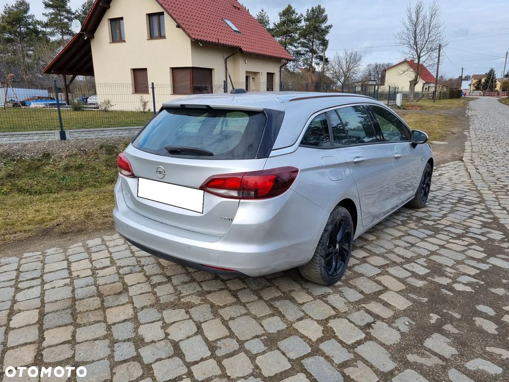 Opel Astra 1.6 CDTI Sports Tourer Active - 10