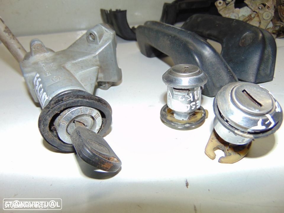 Ford Escort MK I 3PT - várias peças - 2