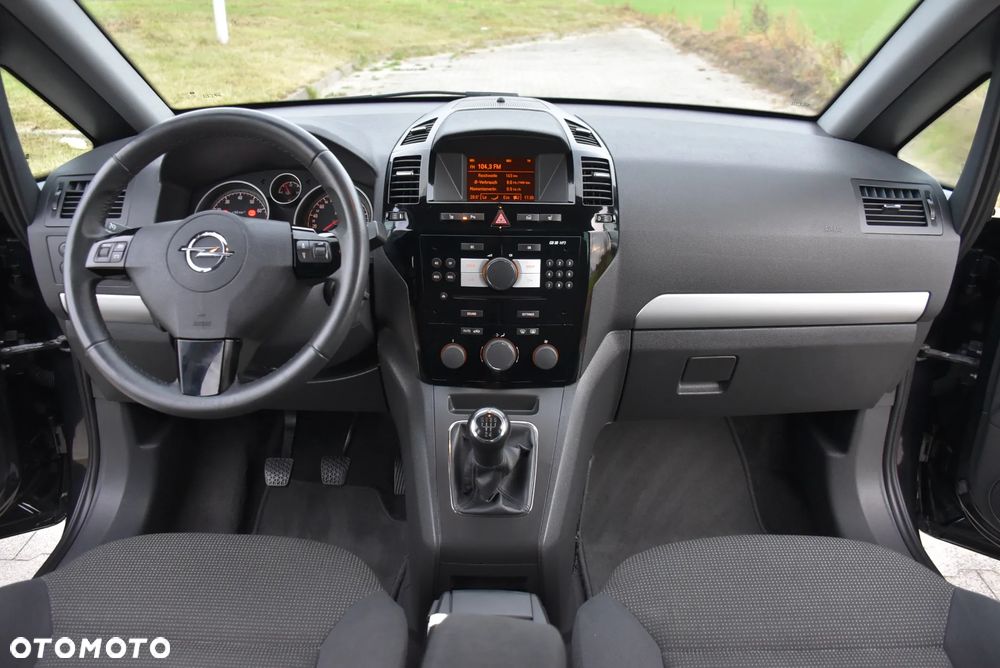 Opel Zafira 1.8 Innovation - 21