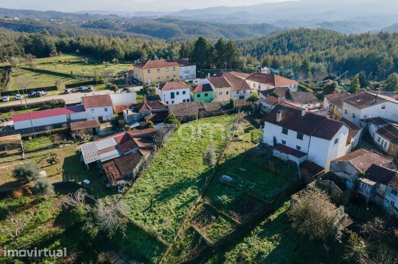 Casa de Xisto para recuperar - Arganil - Grande imagem: 4/28