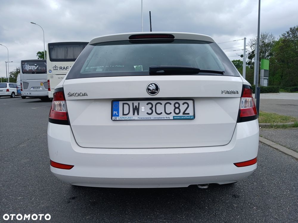 Skoda Fabia - 4