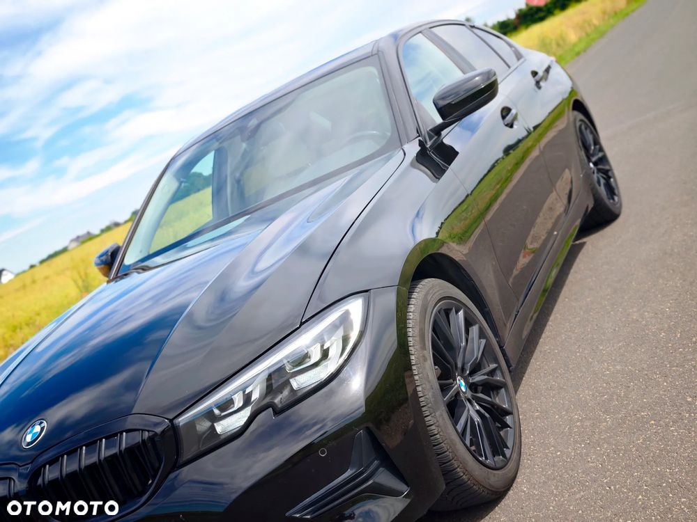 BMW Seria 3 318i - 7