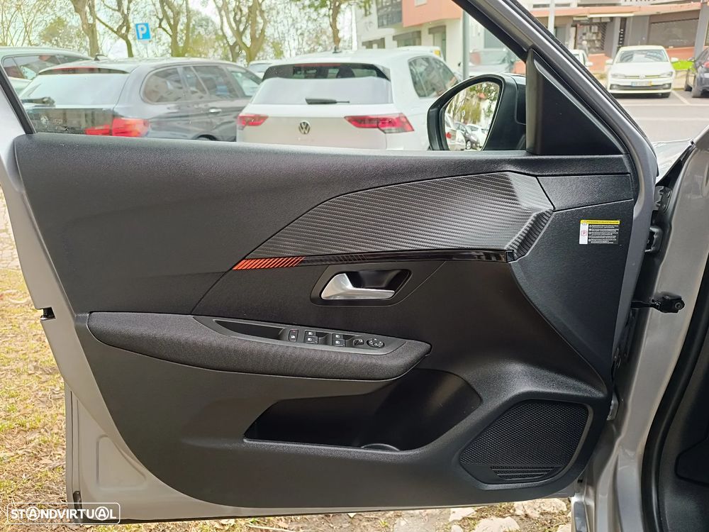 Peugeot e-208 Active Pack - 10