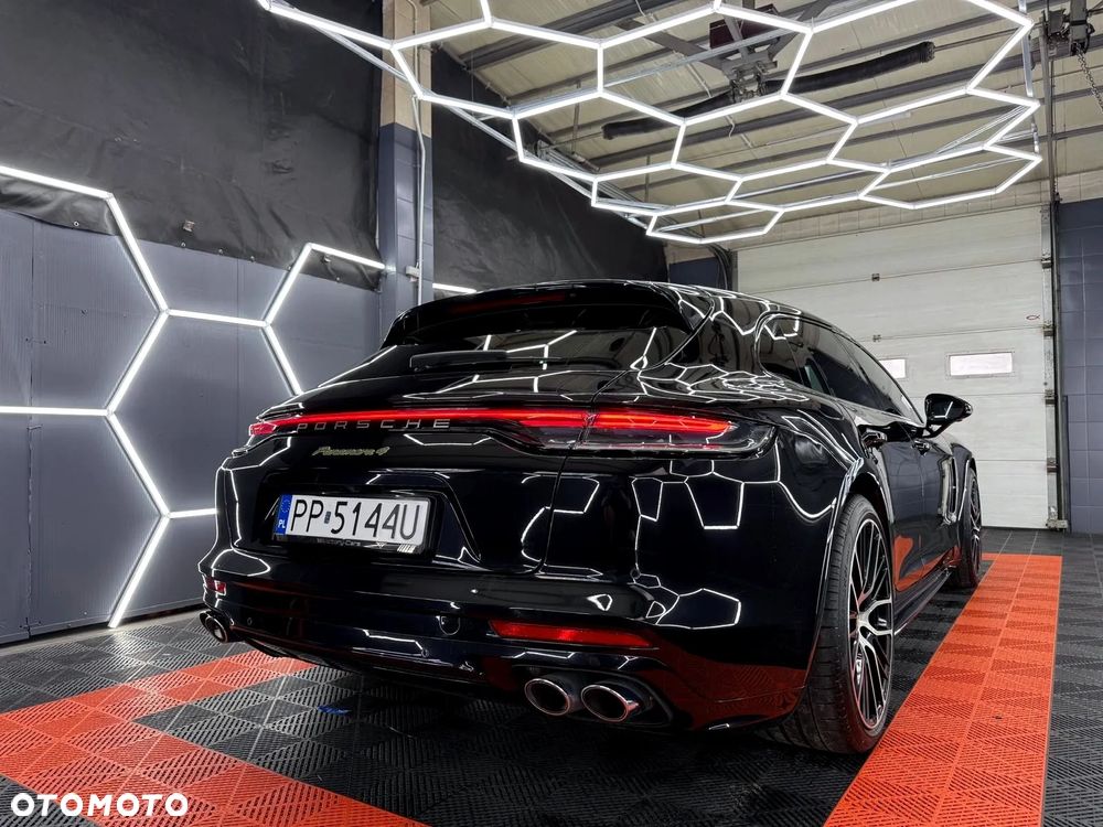 Porsche Panamera - 6