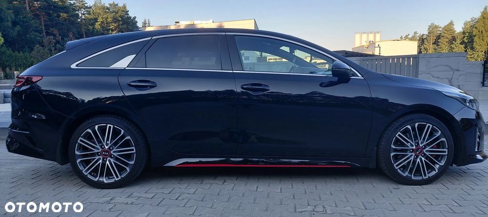 Kia ProCeed - 4
