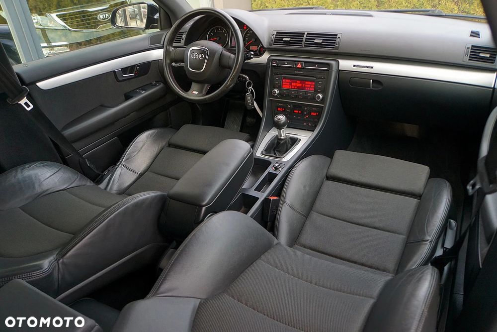 Audi A4 Avant 1.8 T quattro - 21