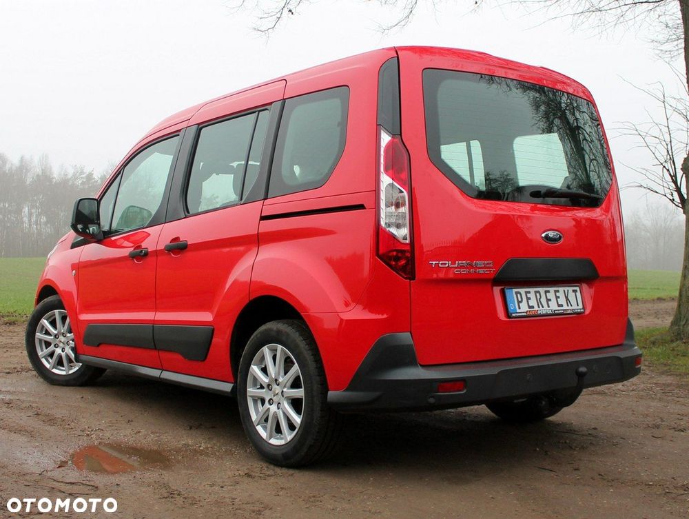 Ford Tourneo Connect - 14