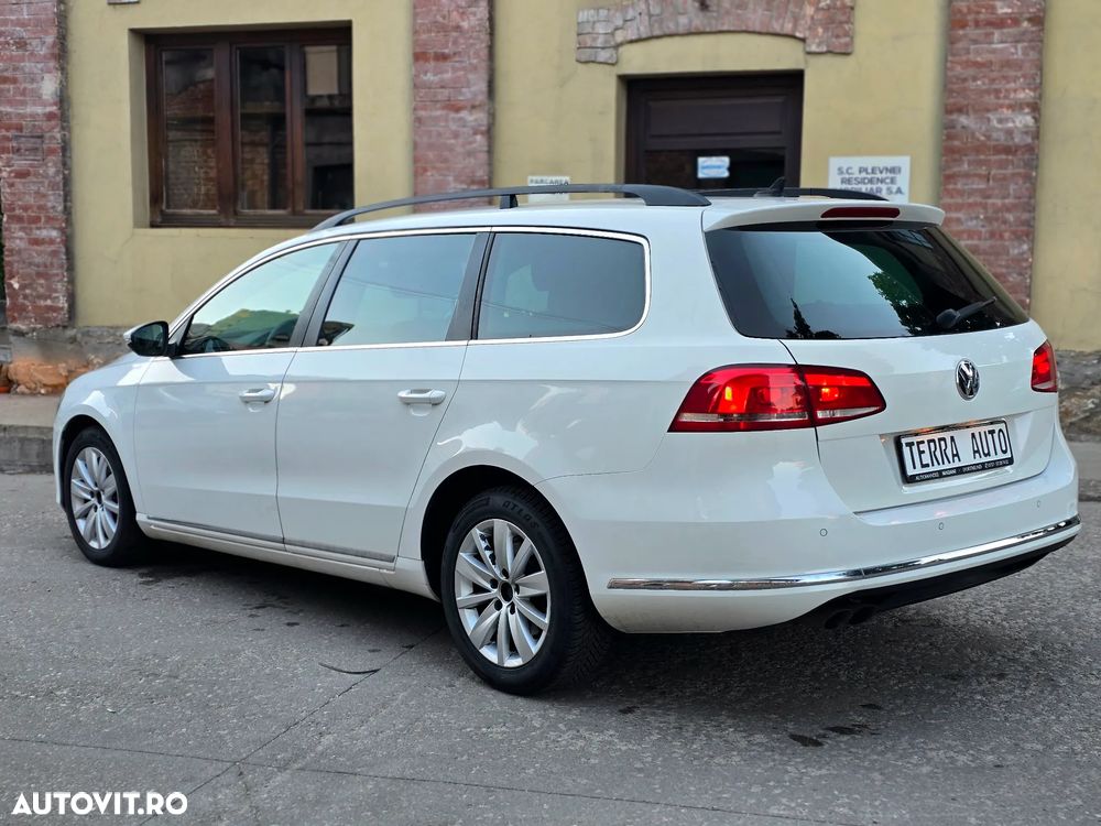 Volkswagen Passat 2.0 TDI DSG BlueMotion Technology Business Edition - 4