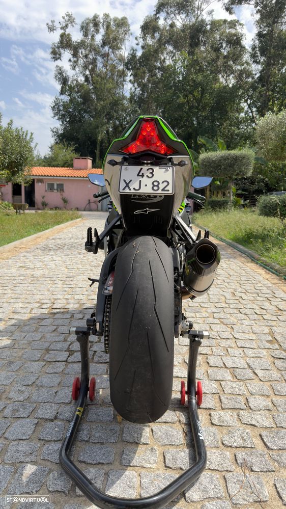 Kawasaki Ninja ZX10R - 14
