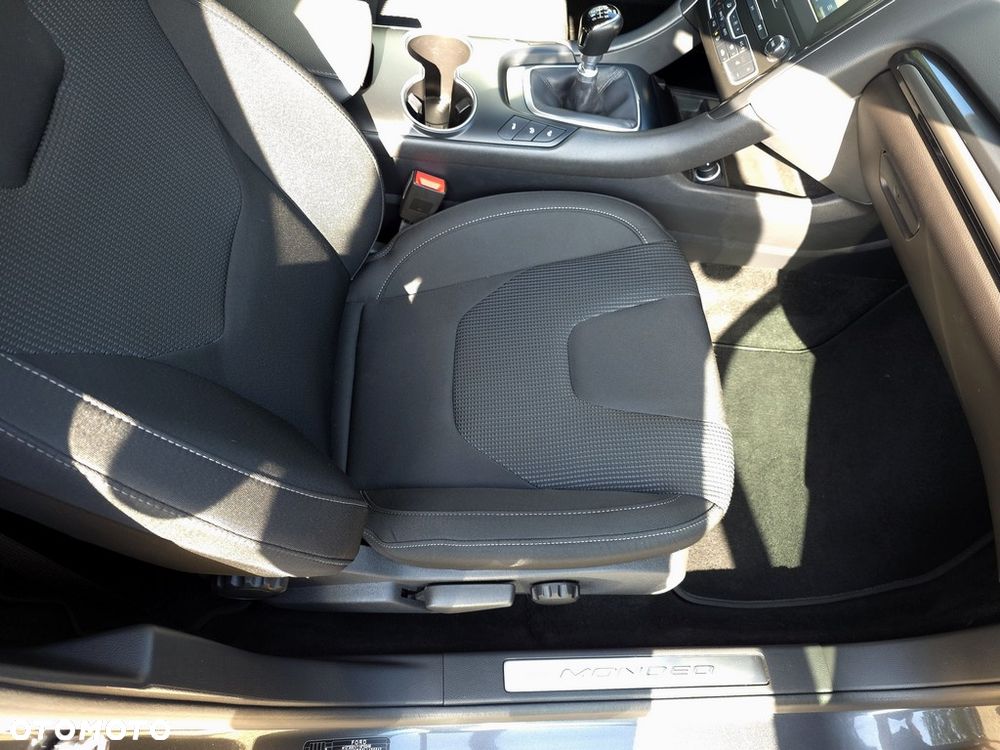 Ford Mondeo 2.0 EcoBlue Titanium - 13