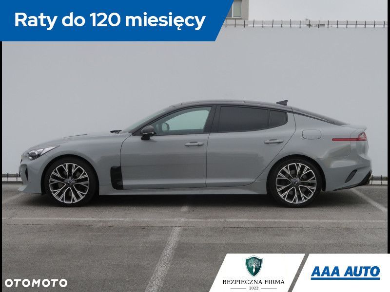 Kia Stinger - 3