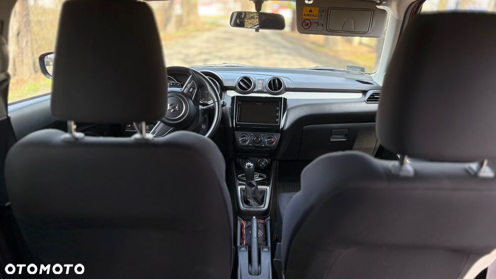 Suzuki Swift 1.2 Premium Plus - 9