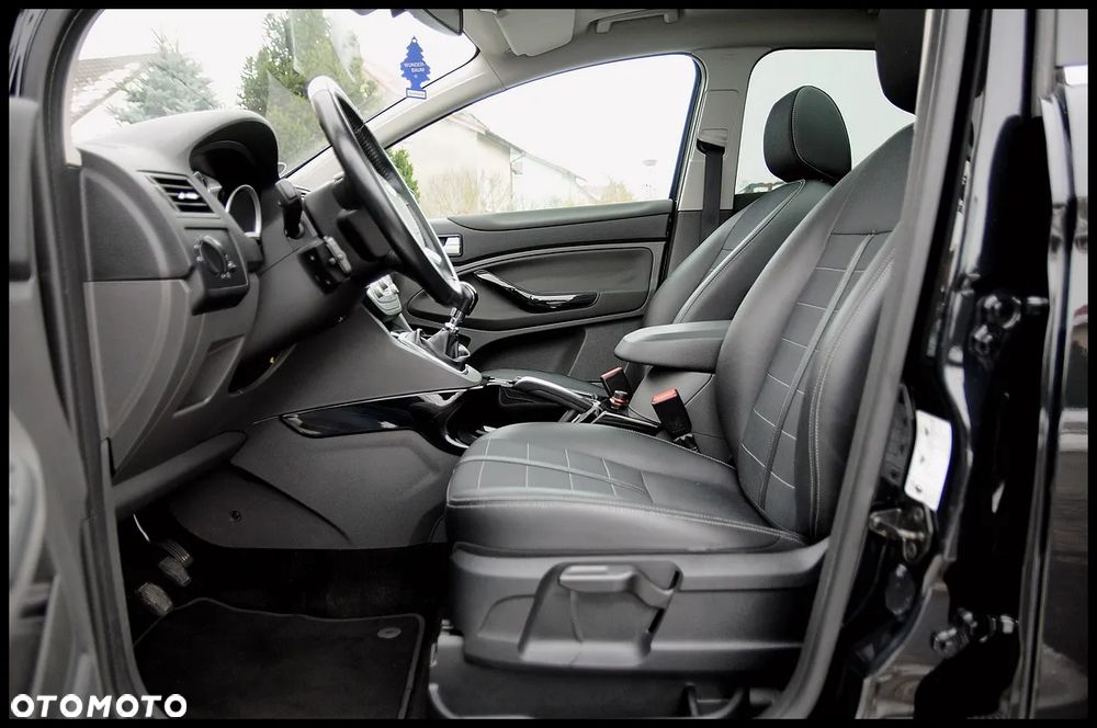 Ford Kuga 2.0 TDCi Titanium - 32