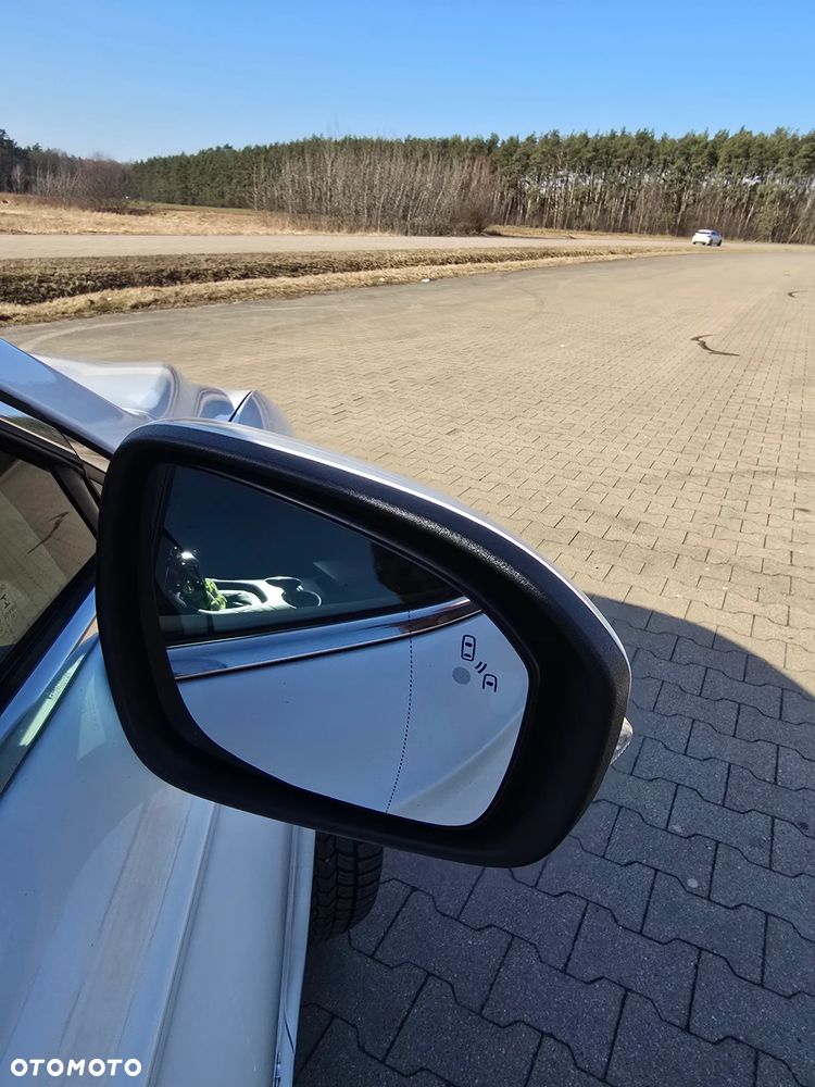 Ford Mondeo 2.0 Hybrid Titanium - 8