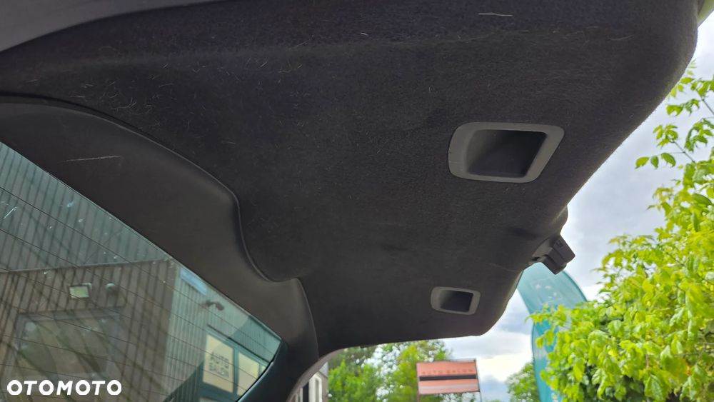 Renault Laguna dCi 150 FAP Start-Stop Paris - 21