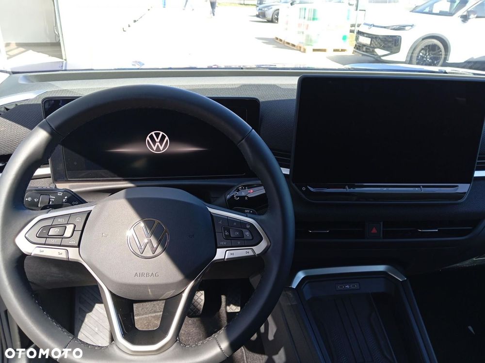 Volkswagen T-Roc - 19