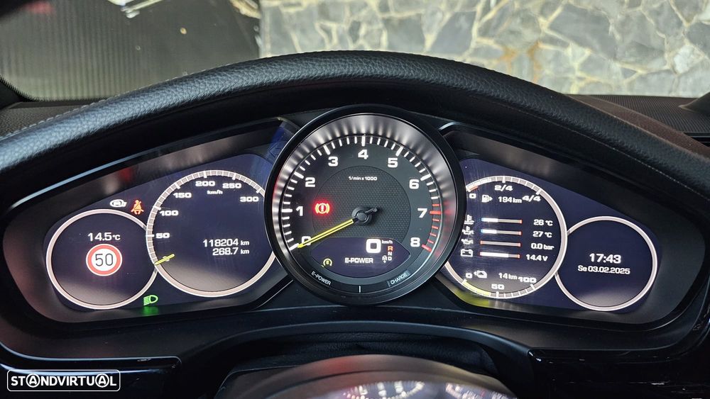 Porsche Panamera Sport Turismo - 9