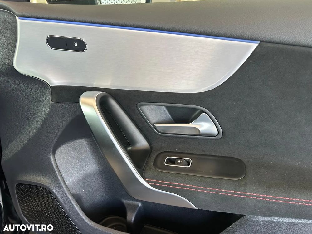 Mercedes-Benz A 200 7G-DCT AMG Line - 20