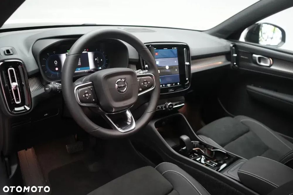 Volvo XC 40 B3 Core - 10