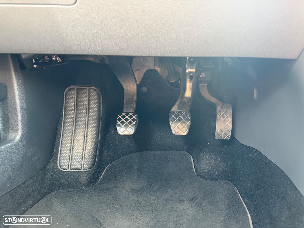 VW T-Cross 1.0 TSI Life - 10