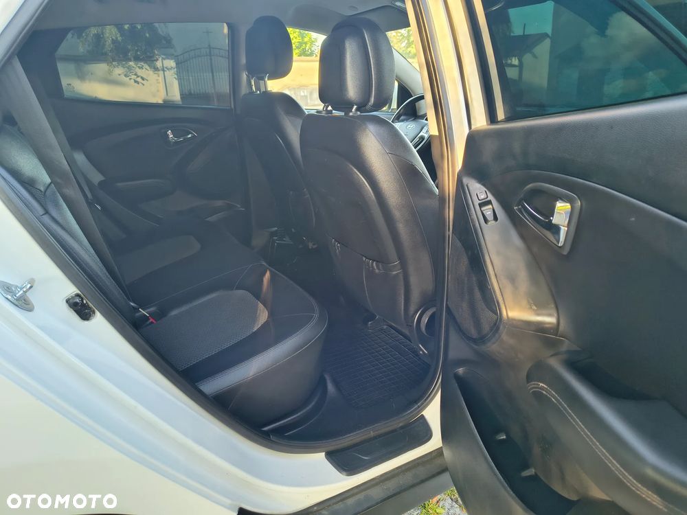 Hyundai ix35 1.7 CRDi Comfort 2WD - 17