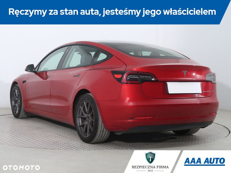 Tesla Model 3 - 5
