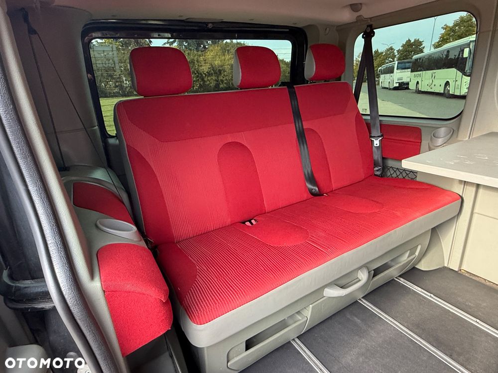 Opel Vivaro - 21
