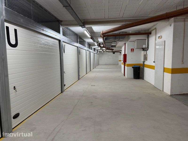 Arrendamento de garagem na Rua Dona Glória de Castro, 43 - Grande imagem: 4/11